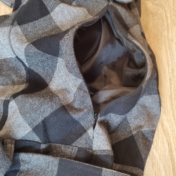 NWOT Suzy Shier mini dress with asymmetrical collar, size M, black & grey plaid - Picture 8 of 8